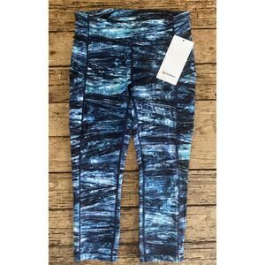 Luluemon Womens Size 6 Blue 'Speed Up Crop' Athletic Leggings